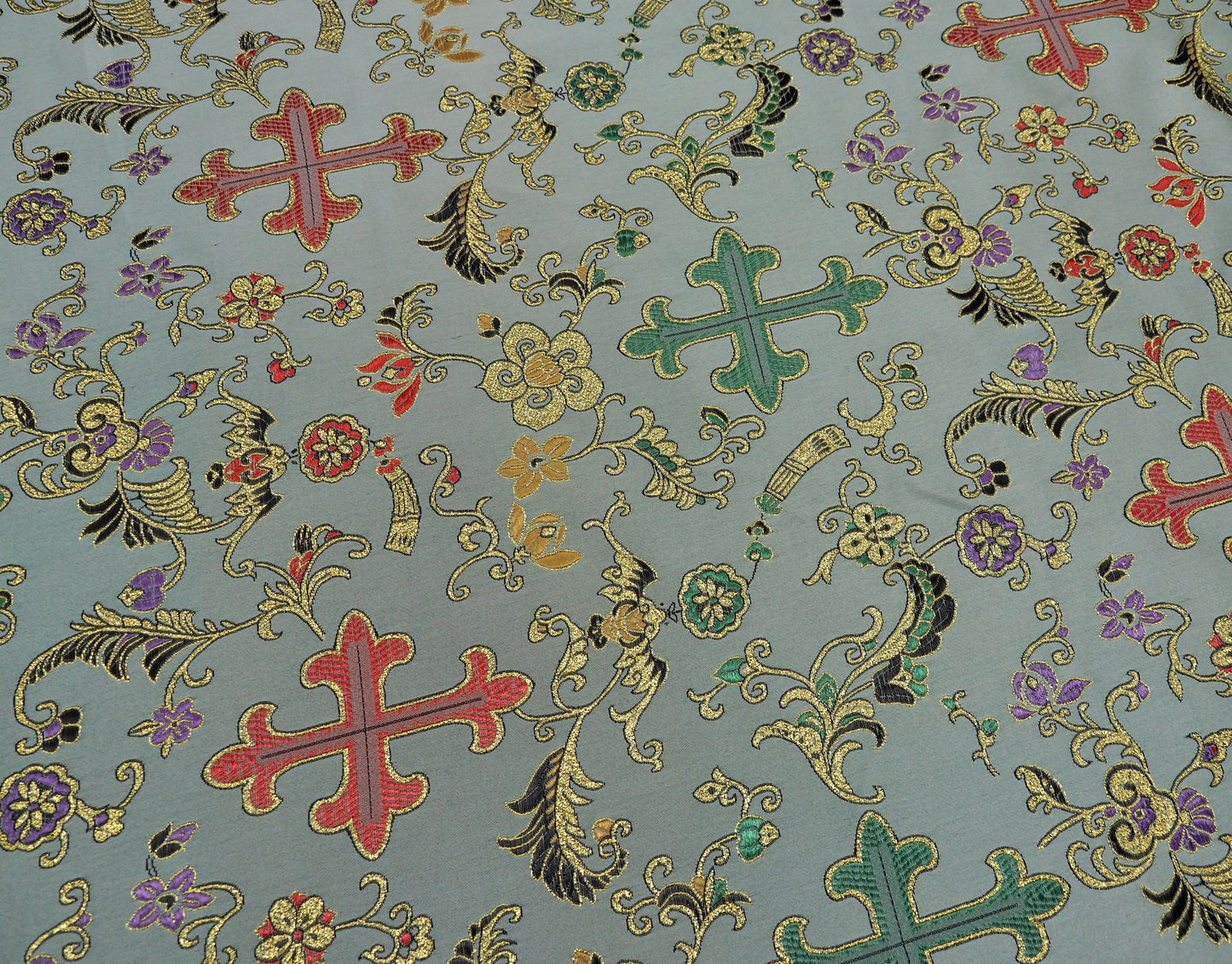 100% Polyester Cross Brocade